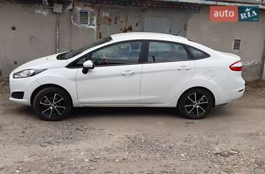 Ford Fiesta   2019