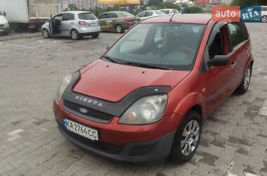 Хэтчбек Ford Fiesta 2008 в Хмельницком Хэтчбек Ford Fiesta 2008 в Хмельницком