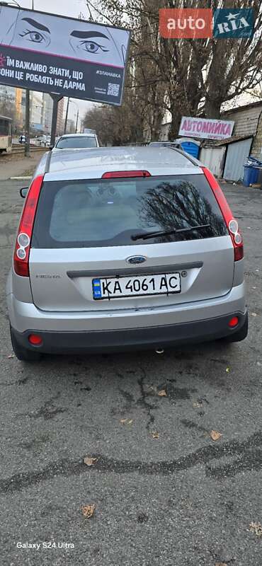 Хетчбек Ford Fiesta 2007 в Києві