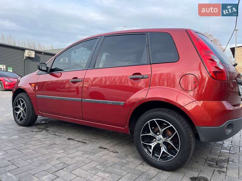 Хэтчбек Ford Fiesta 2007 в Кривом Роге фото 5 Хэтчбек Ford Fiesta 2007 в Кривом Роге
