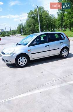 Ford Fiesta  2004