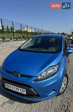 Ford Fiesta  2010
