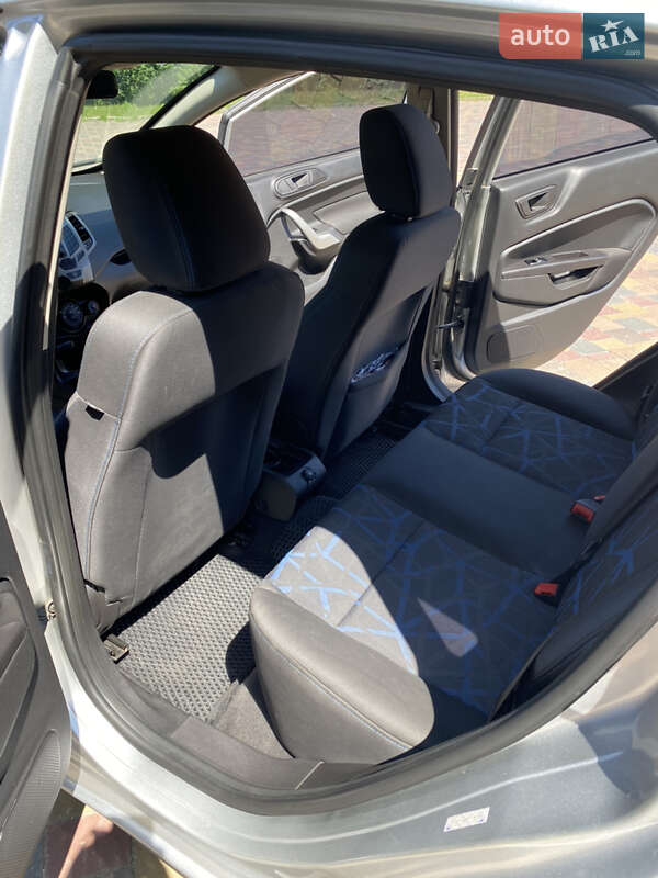 Хэтчбек Ford Fiesta 2011 в Тернополе