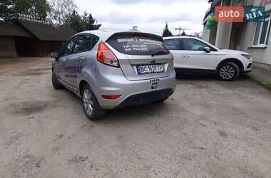 Ford Fiesta  2015