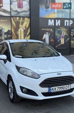 Ford Fiesta  2013