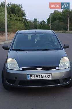Ford Fiesta  2002