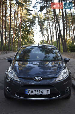 Ford Fiesta  2010