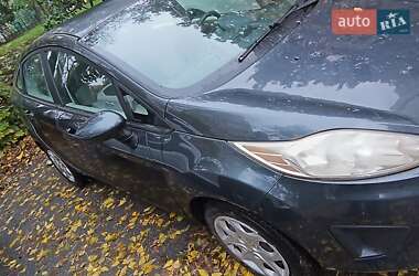 Ford Fiesta  2010