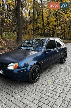 Ford Fiesta  2001