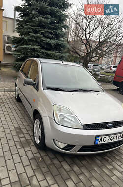 Ford Fiesta  2004