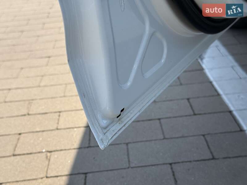 Хэтчбек Ford Fiesta 2013 в Киеве