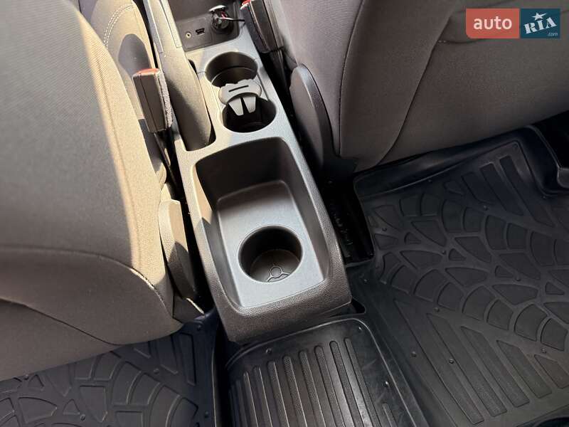 Хэтчбек Ford Fiesta 2013 в Киеве