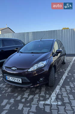Ford Fiesta  2010