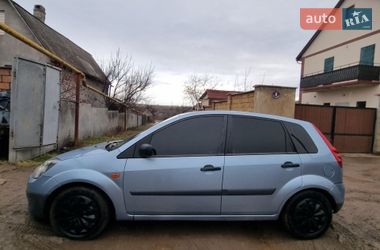 Ford Fiesta  2005