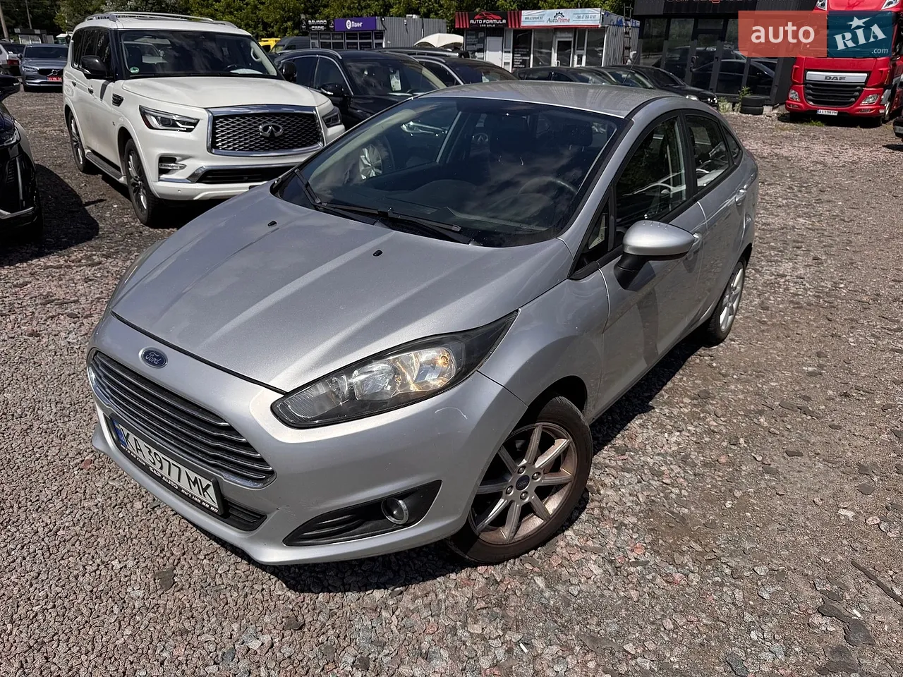 2019 Ford Fiesta - фото 1