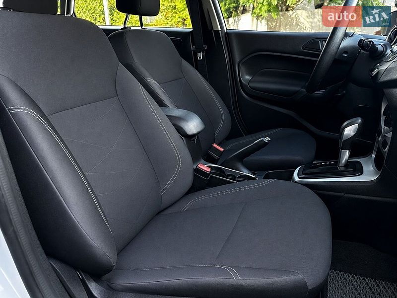 Седан Ford Fiesta 2018 в Николаеве