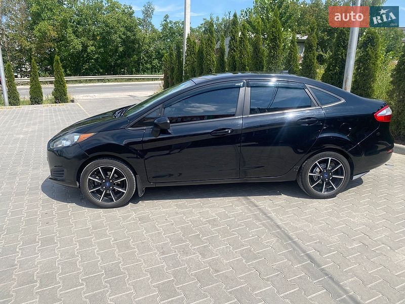Седан Ford Fiesta 2017 в Тернополе