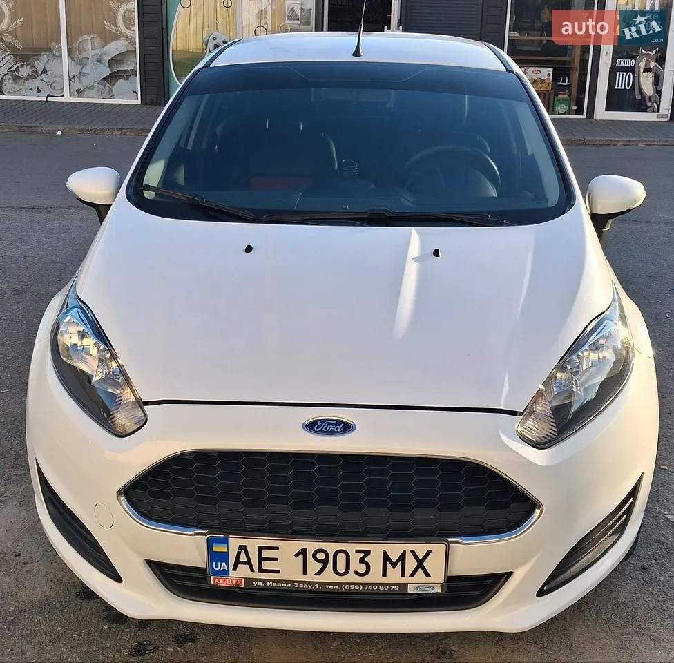 2016 Ford Fiesta - фото 1