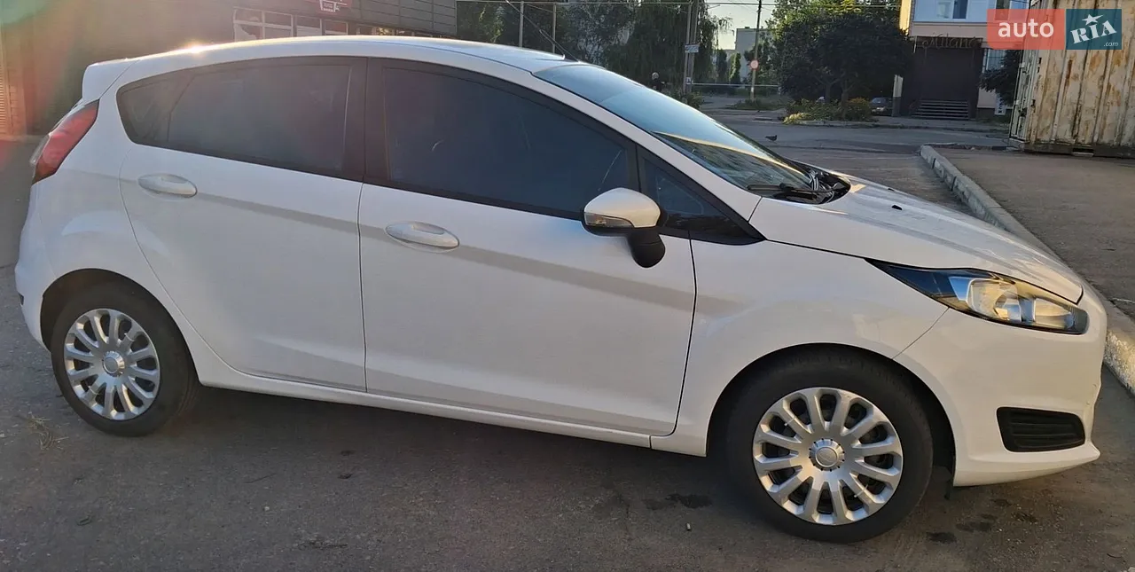2016 Ford Fiesta - мініатюра 2