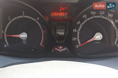 Хэтчбек Ford Fiesta 2011 в Конотопе