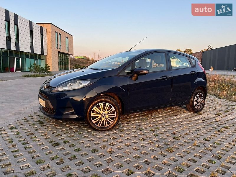 Хэтчбек Ford Fiesta 2010 в Хмельницком фото 2 Хэтчбек Ford Fiesta 2010 в Хмельницком