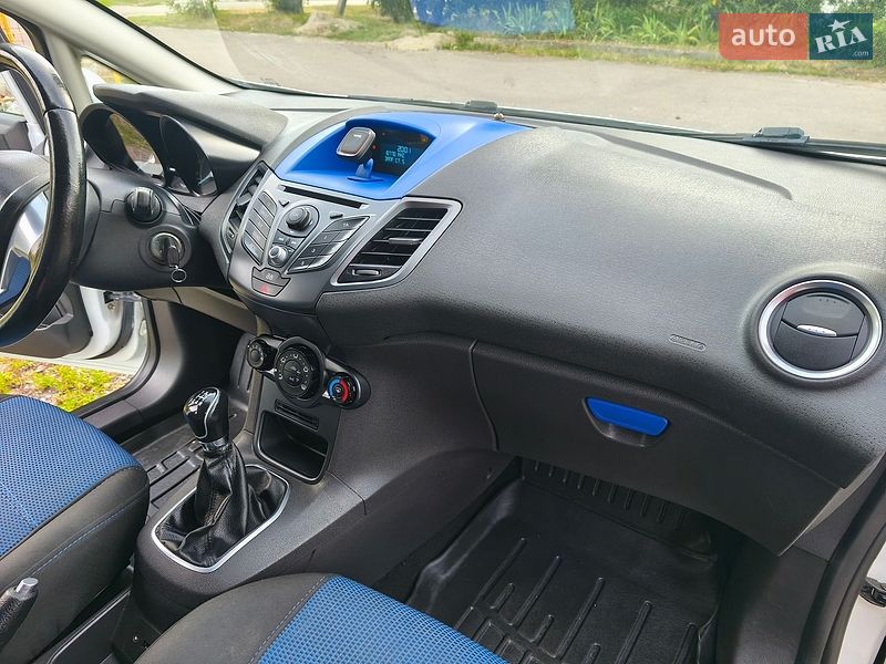 Хетчбек Ford Fiesta 2013 в Козельщині