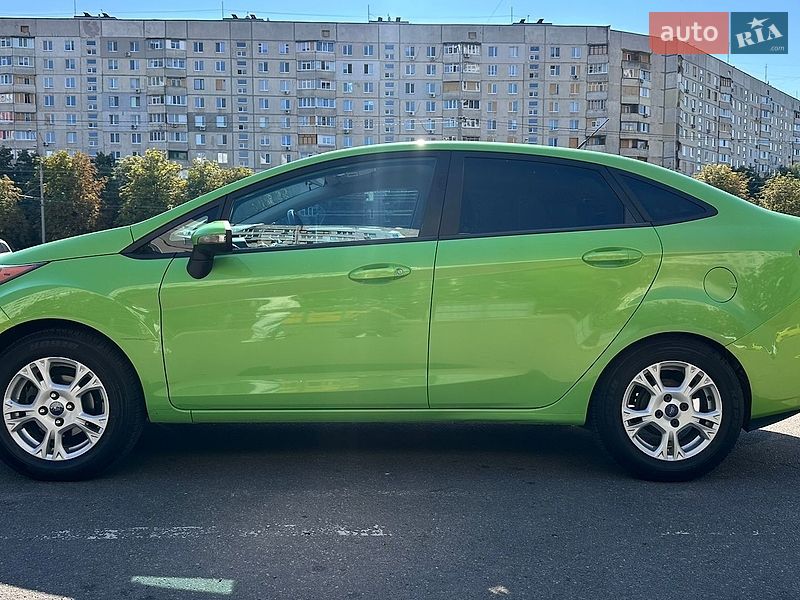 Седан Ford Fiesta 2014 в Харькове