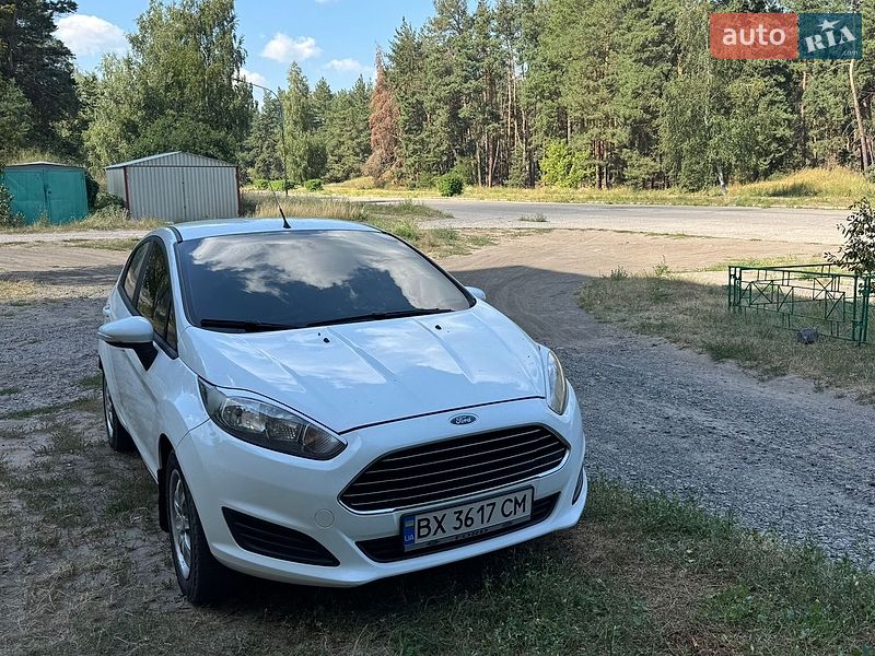 Хэтчбек Ford Fiesta 2013 в Черкассах
