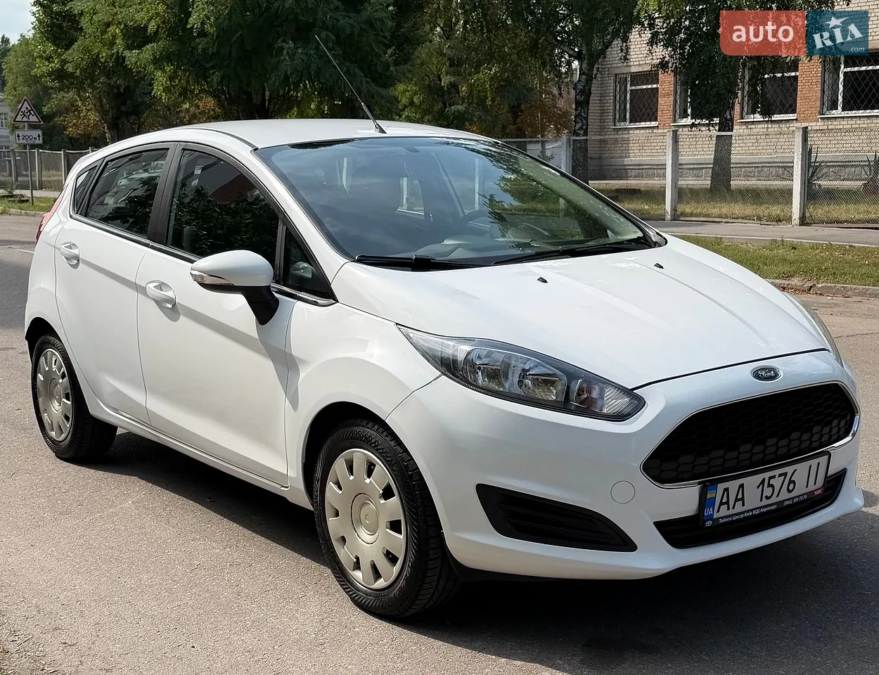 2016 Ford Fiesta - мініатюра 2