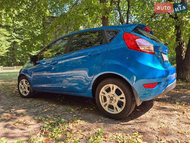 Хэтчбек Ford Fiesta 2016 в Ильинцах