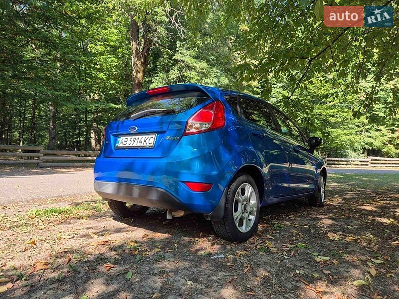 Хэтчбек Ford Fiesta 2016 в Ильинцах
