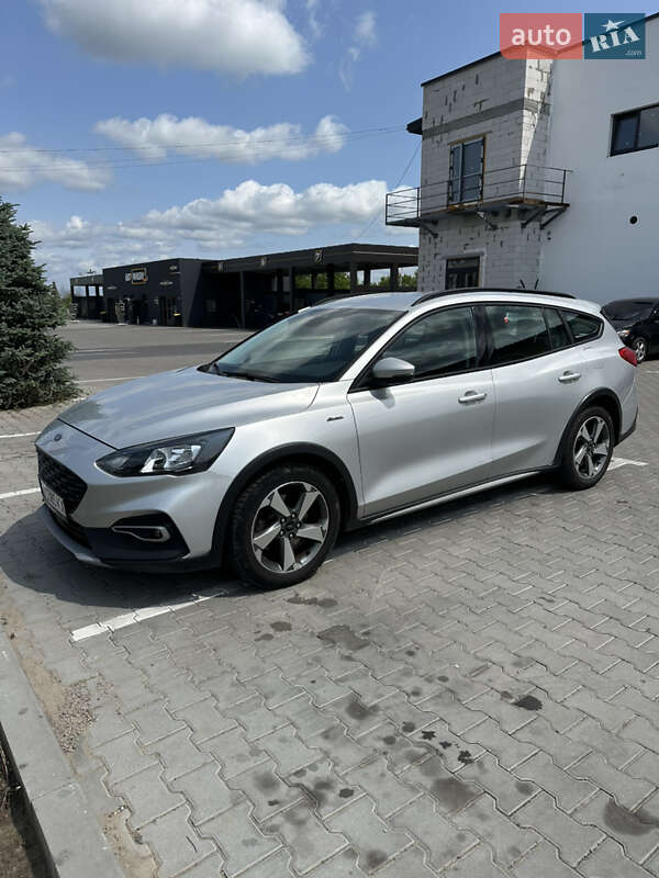 Ford Focus Active