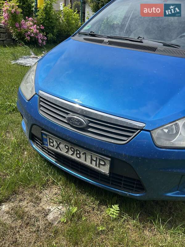 Минивэн Ford Focus C-Max