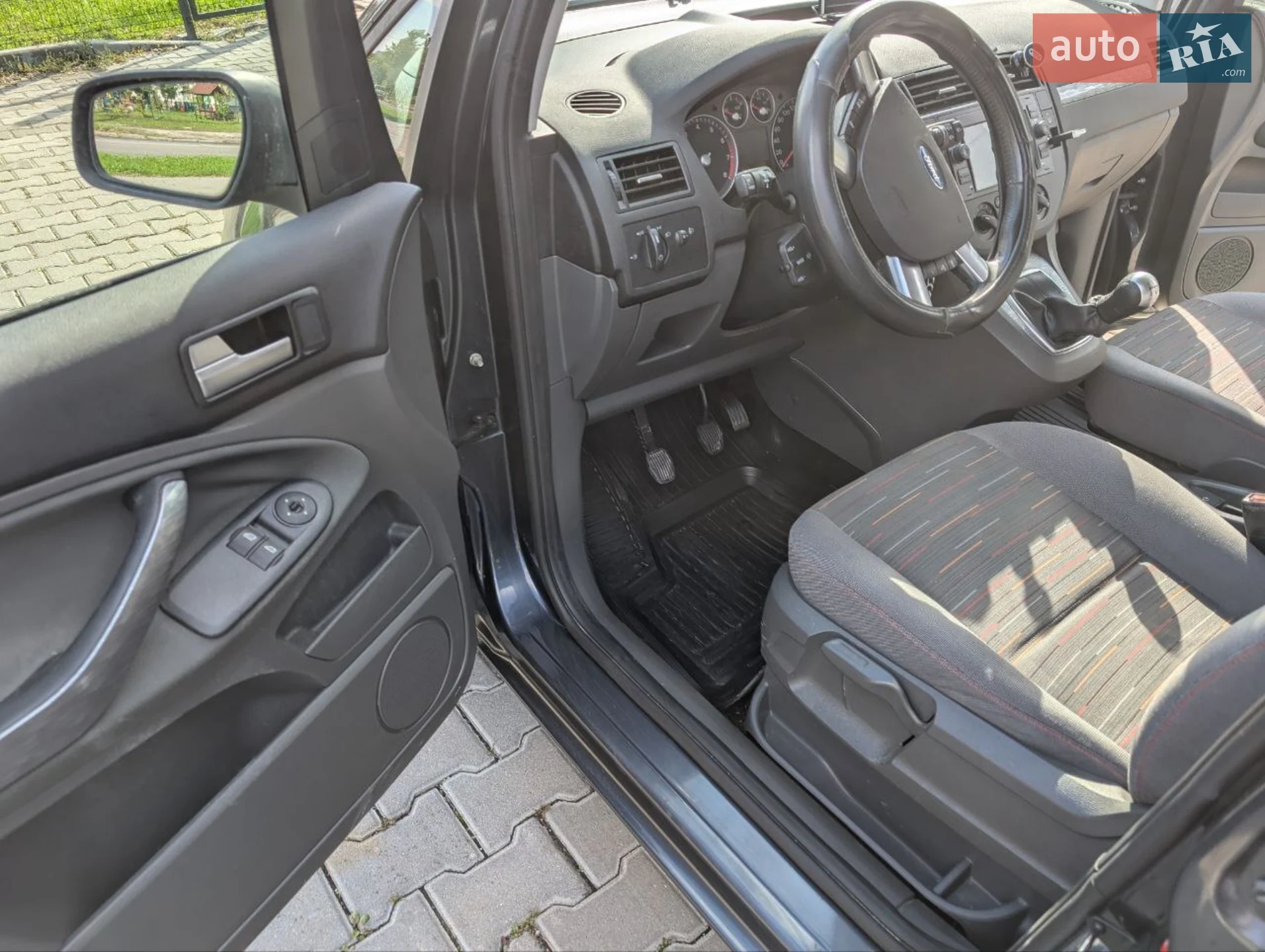 Ford Focus C-Max 2007 VIN WF0EXXGCDE7S82853 фото оголошення 4 з 12