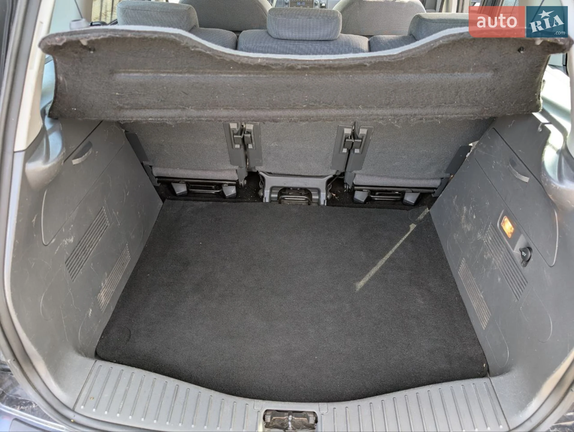 Ford Focus C-Max 2007 VIN WF0EXXGCDE7S82853 фото оголошення 11 з 12