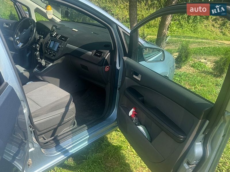 Минивэн Ford Focus C-Max 2005 в Долине