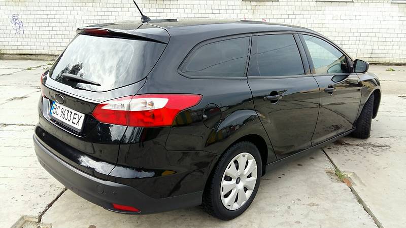 Ford Focus 2011 года
