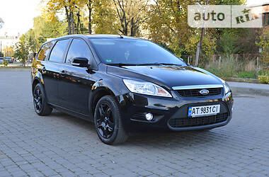 Ford Focus  2010