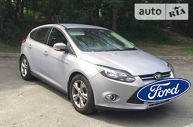 Ford Focus  2011