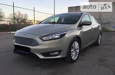 Ford Focus TITANIUM 2015