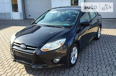 Ford Focus SE 2012