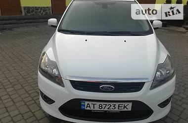 Ford Focus  2010