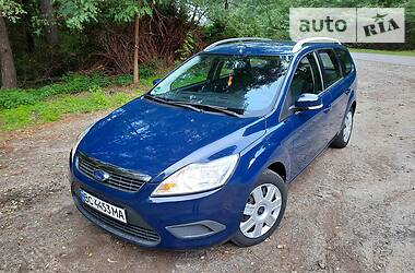 Ford Focus  2010