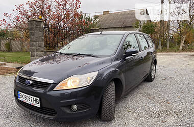 Ford Focus  2010