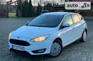 Ford Focus  2015