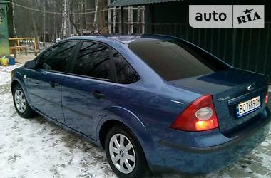 Ford Focus  2005