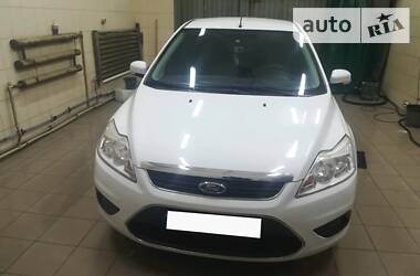 Ford Focus  2010