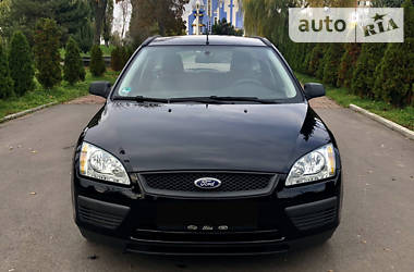 Ford Focus  2004