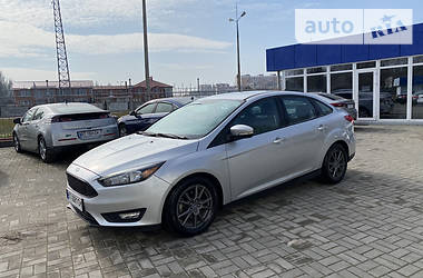 Ford Focus  2015