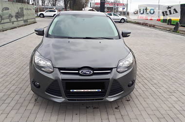 Ford Focus SE 2012